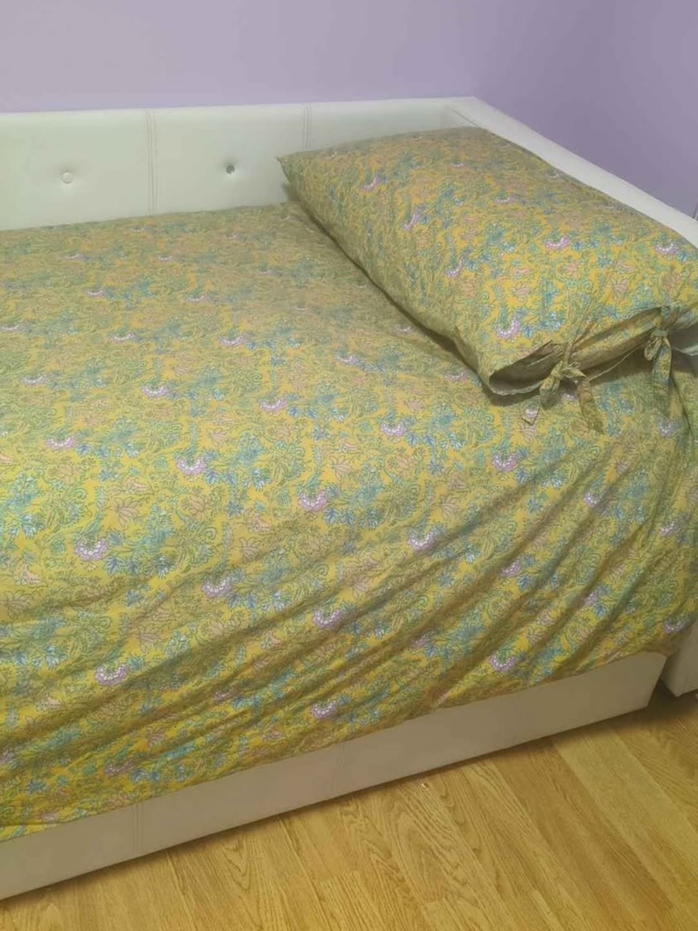Anthropologie Yellow Floral Twin Duvet Cover and Two pillowcases - Picture 3 of 4